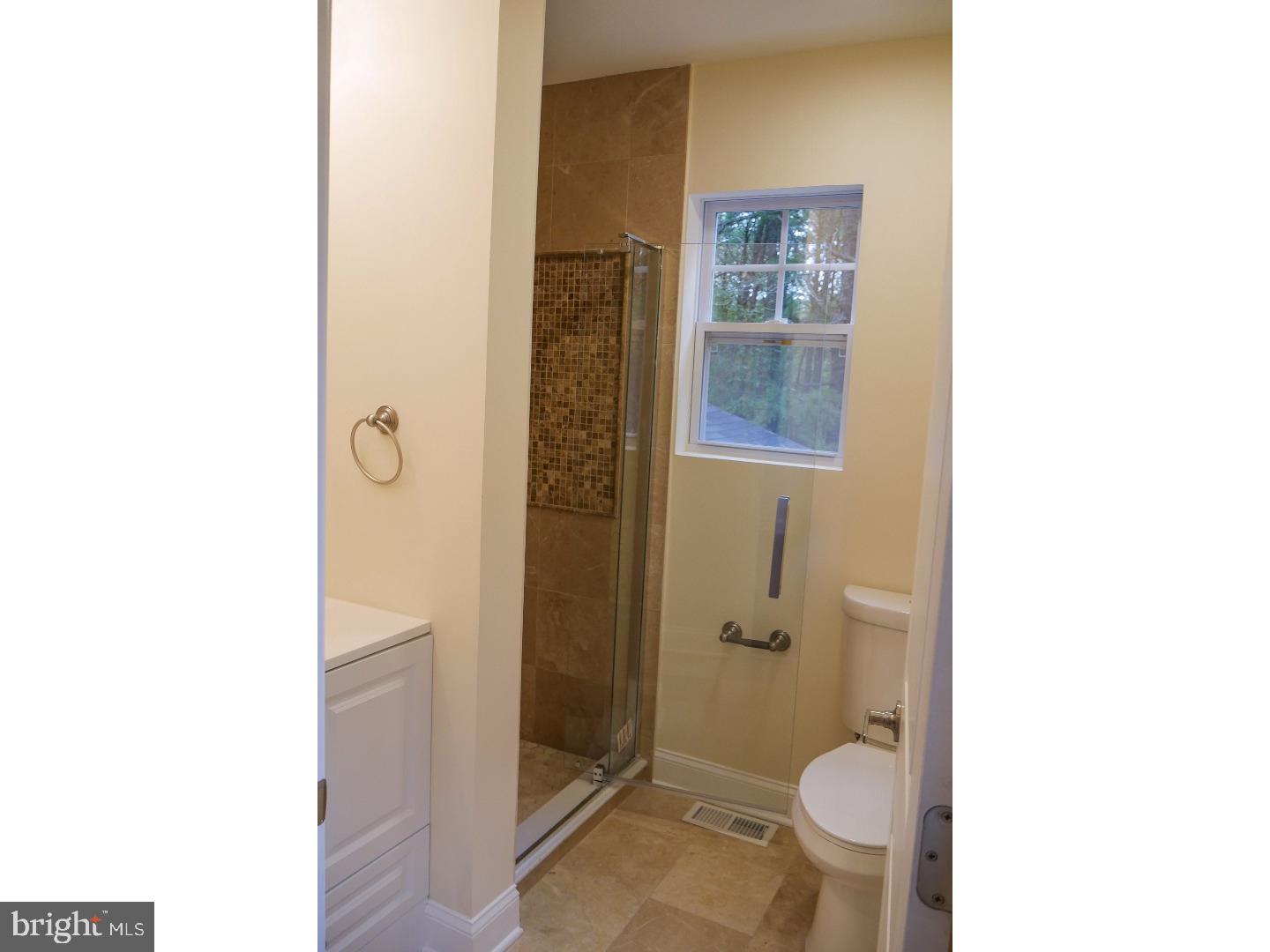 98 Hopewell Road Evesham, NJ 08053 - Photo 18 of 25 Bathroom