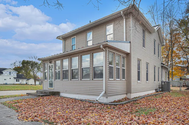 $249,900 | 210 South State Street, White Pigeon, MI 49099