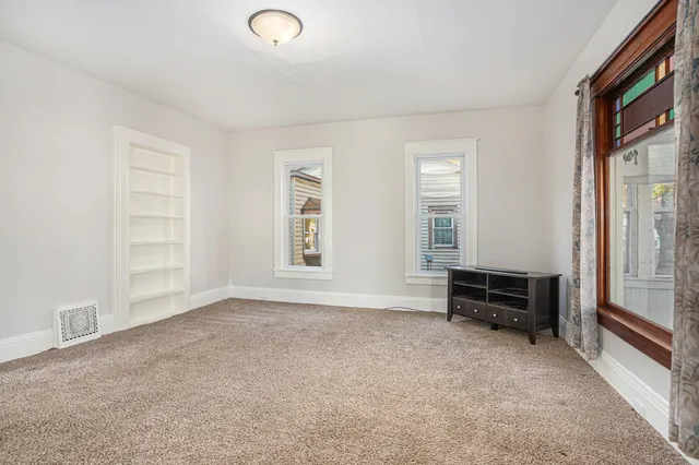 $249,900 | 210 South State Street, White Pigeon, MI 49099