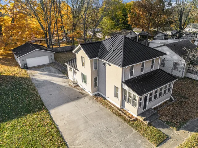 $249,900 | 210 South State Street, White Pigeon, MI 49099