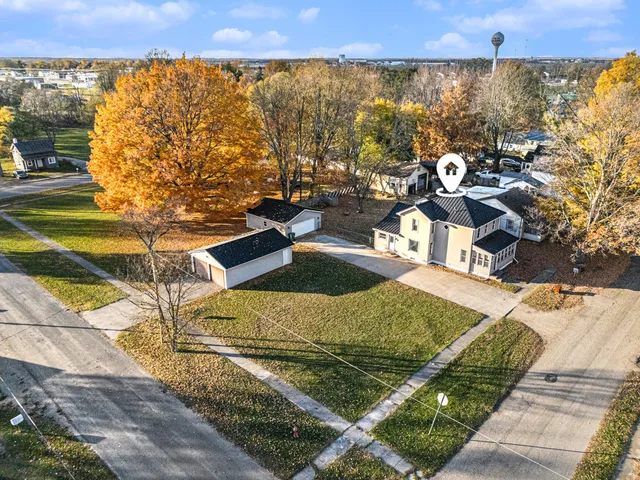 $249,900 | 210 South State Street, White Pigeon, MI 49099