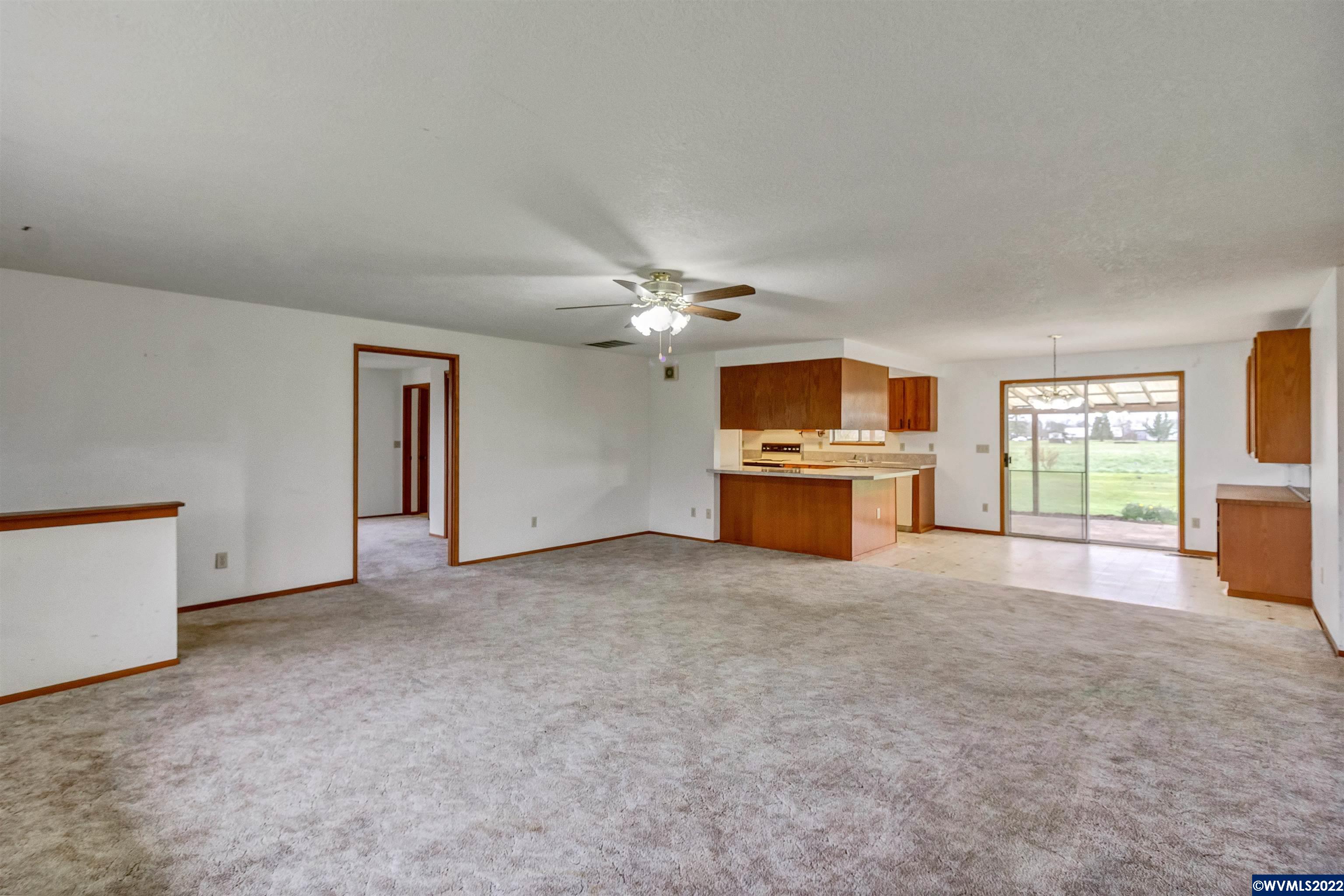 6267 Stayton Road Southeast Turner, OR 97392 - Photo 7 of 36