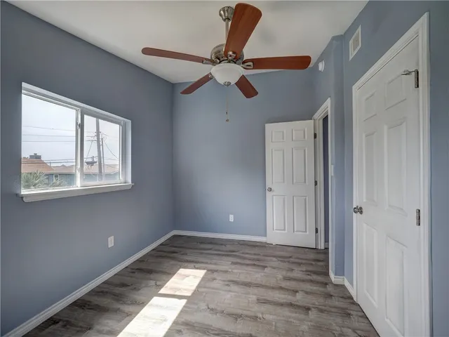 $999,999 | 419 6th Street, Port Aransas, TX 78373