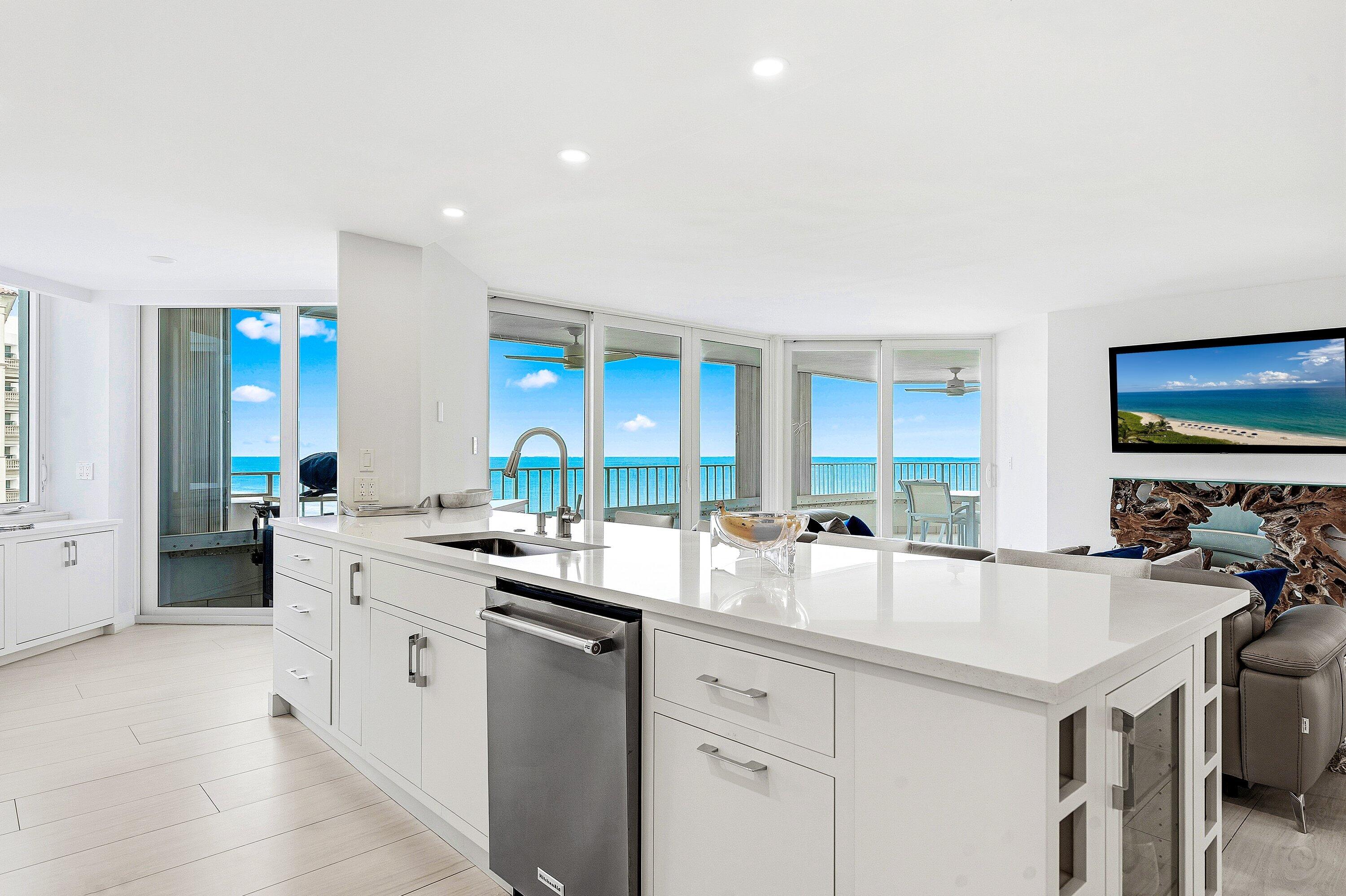 500 South Ocean Boulevard, Unit 801 Boca Raton, FL 33432 - Photo 5 of 60 005-500SouthOceanBoulevard-801-BocaRaton