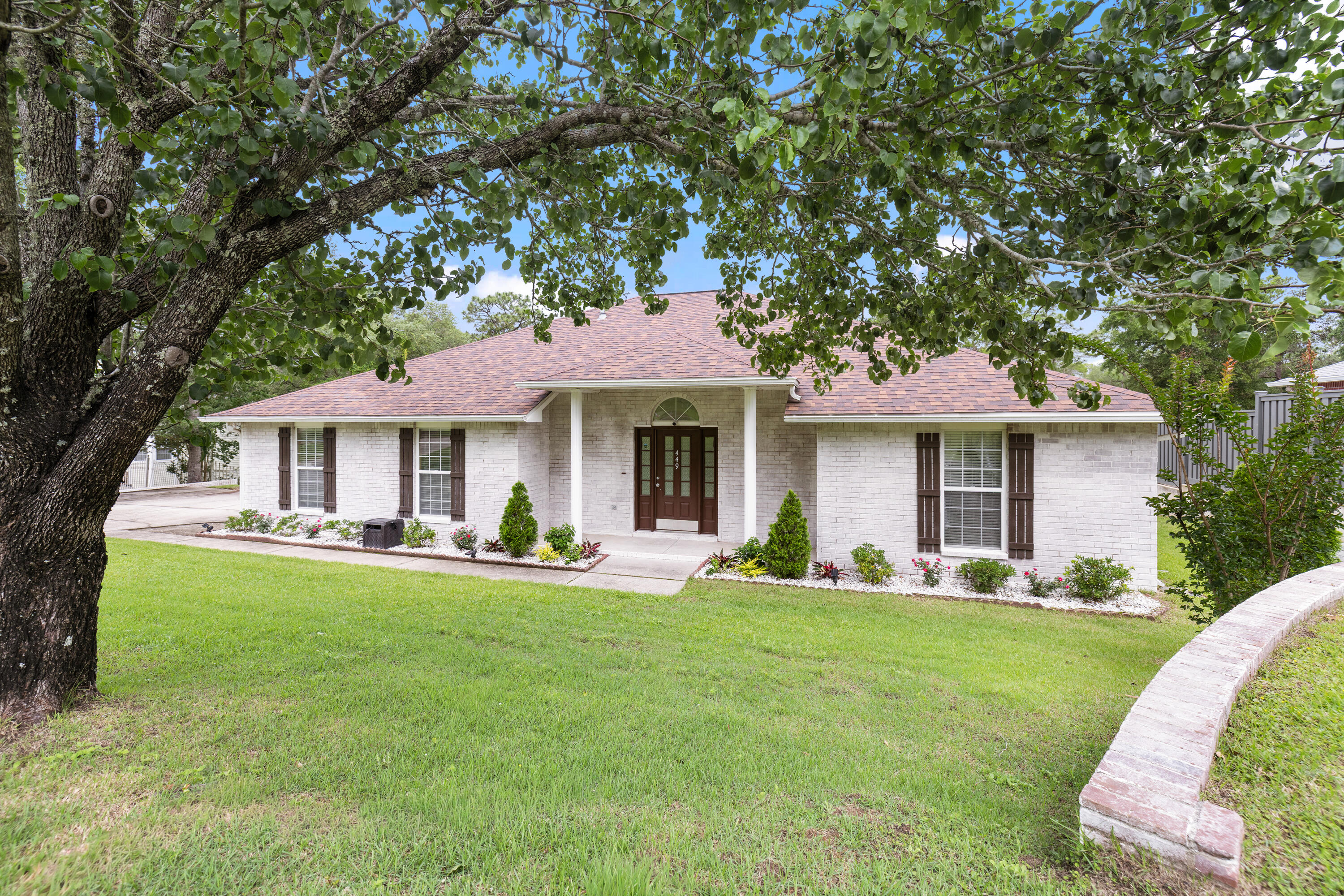 449 Ruckel Drive Niceville, FL 32578 - Photo 2 of 61 449RuckelDr-Niceville-FL-003