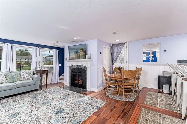 $725,000 | 132 Highland Avenue, Portsmouth, RI 02871