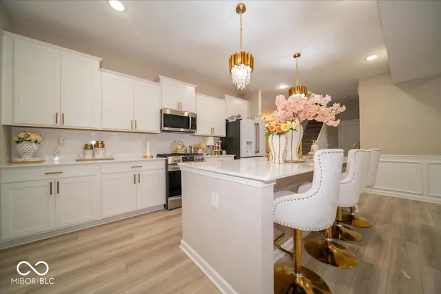 $550,000 | 945 Aries Boulevard, Franklin, IN 46131