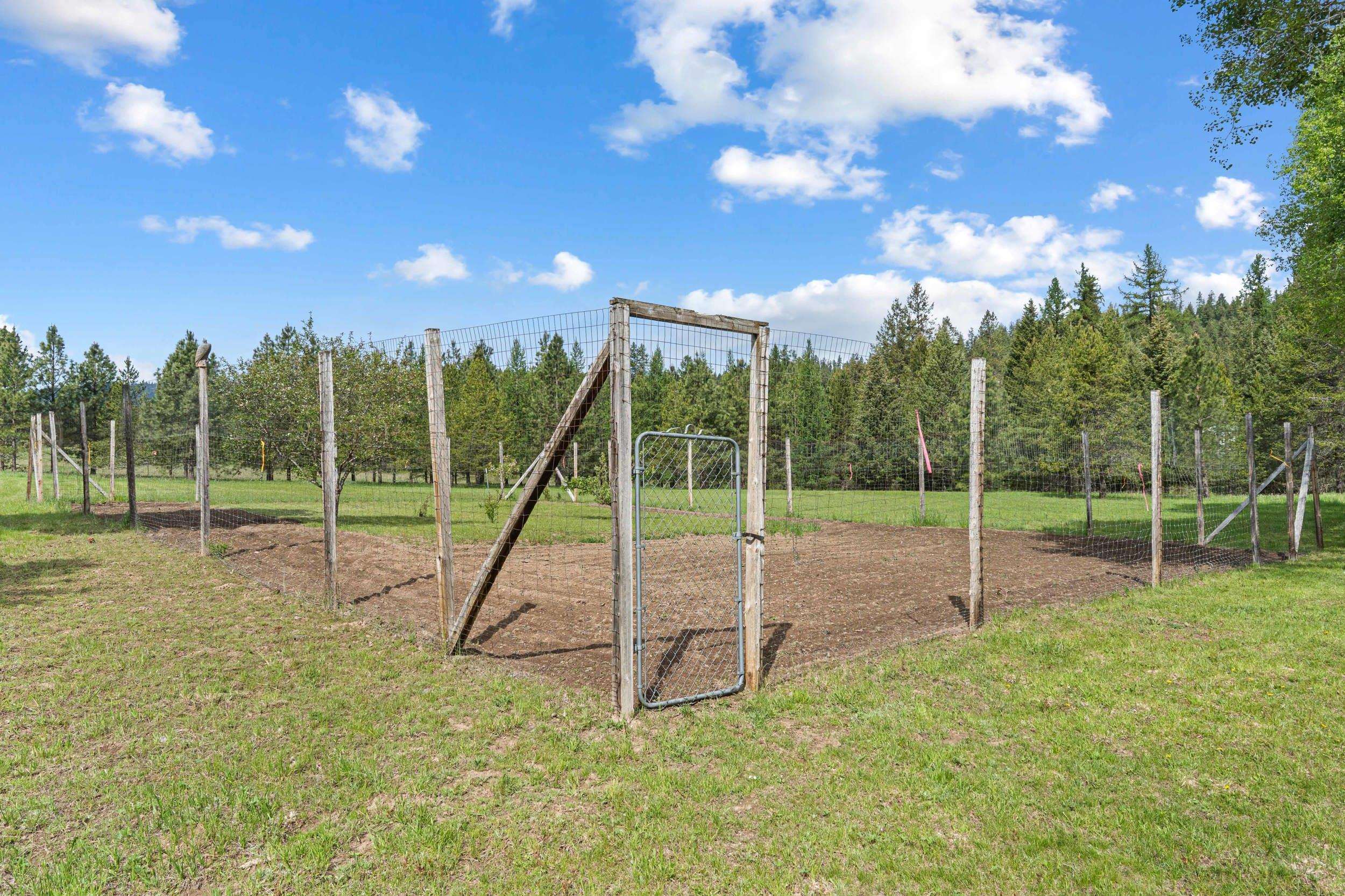 2432 Gilson Road Addy, WA 99101 - Photo 48 of 50