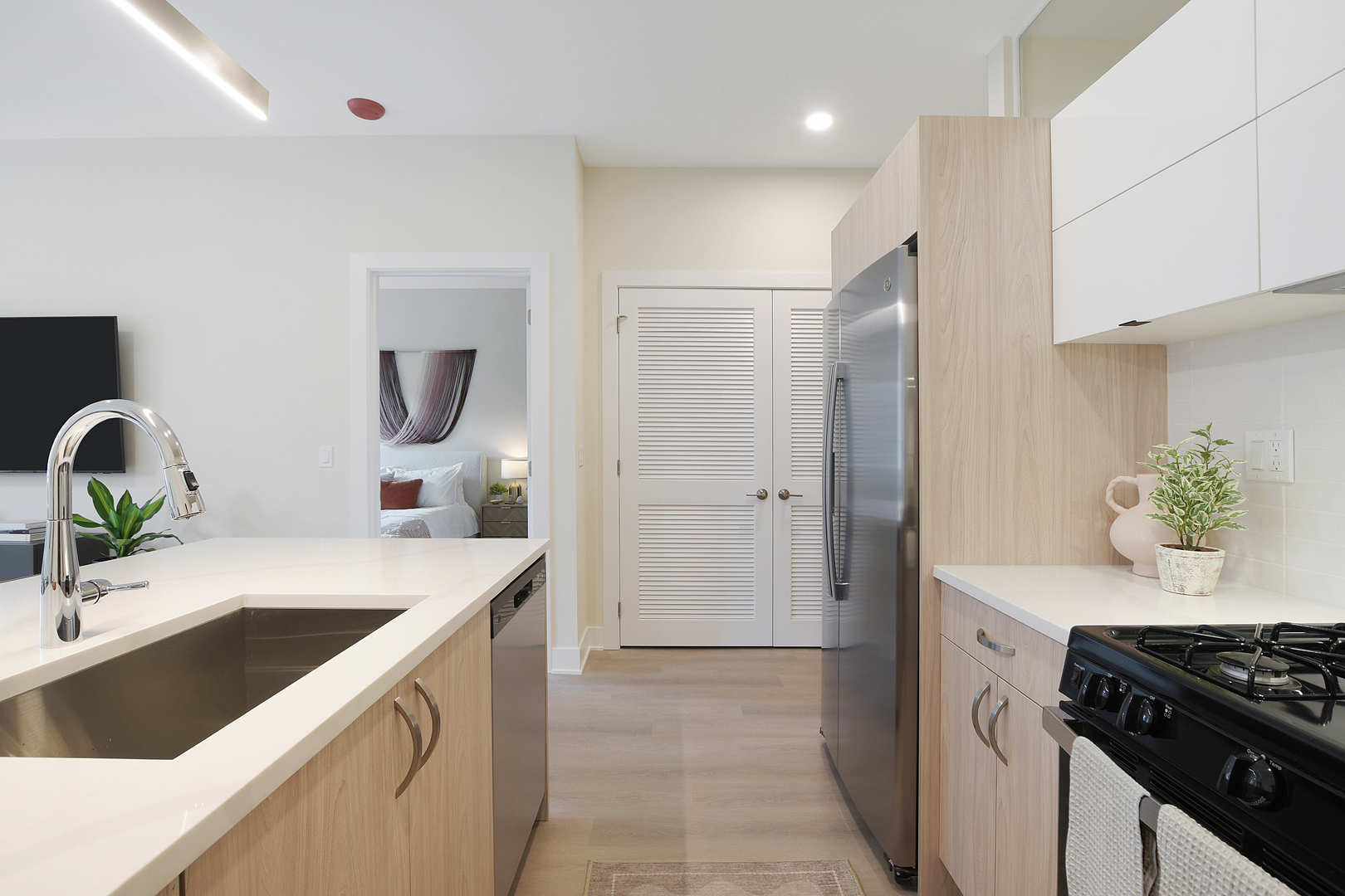 3924 North Lincoln Avenue, Unit 416 Chicago, IL 60613 - Photo 10 of 22