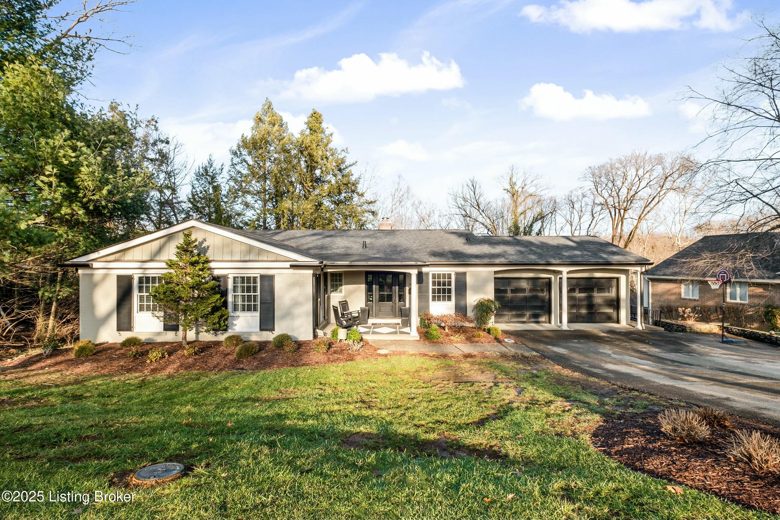 5304 Indian Crest Road Louisville, KY 40207 - Photo 1 of 42 tempImageD2xk1I
