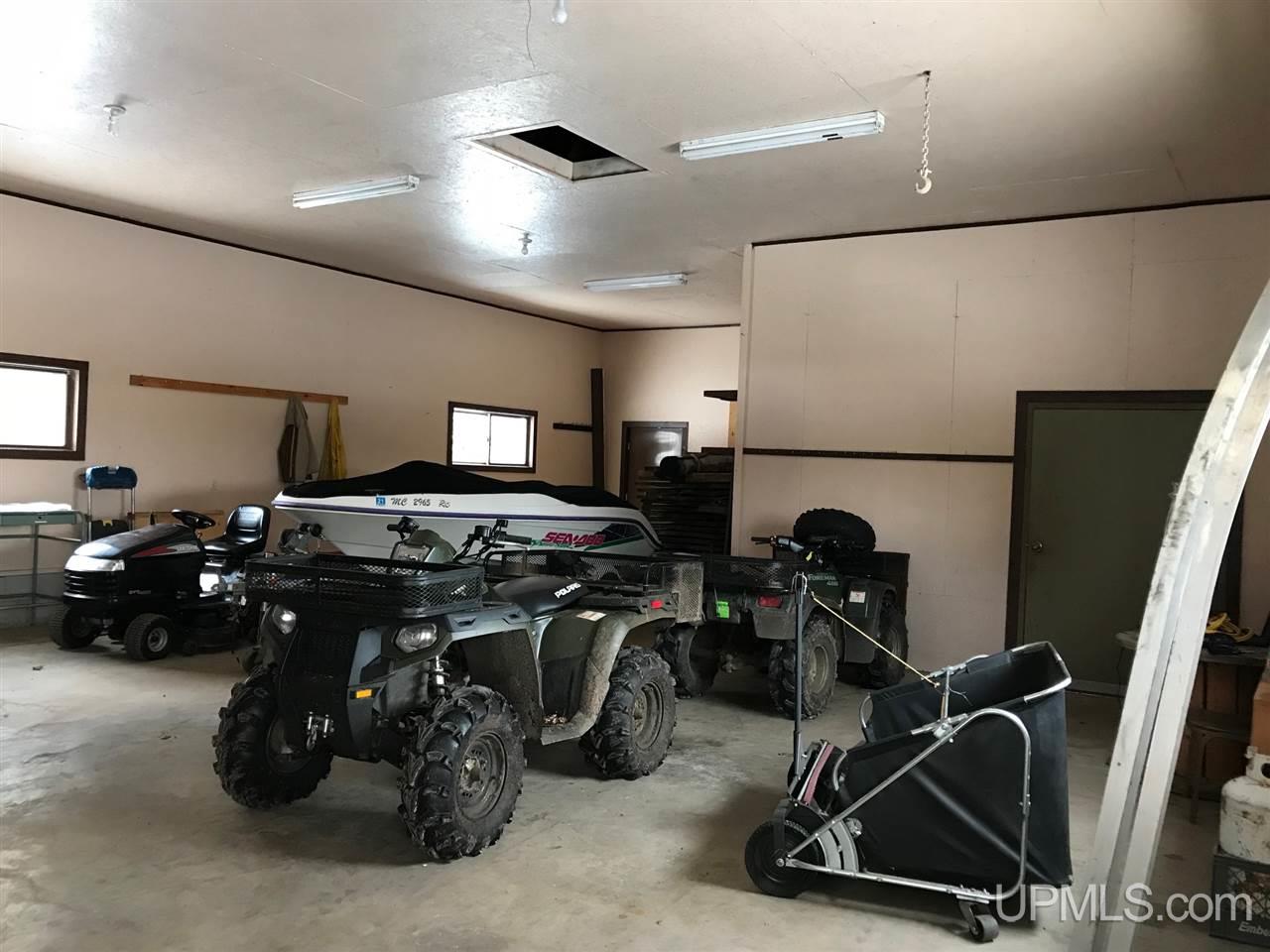9738 Graves Road Manistique, MI 49854 - Photo 9 of 48 Gallery Image 9