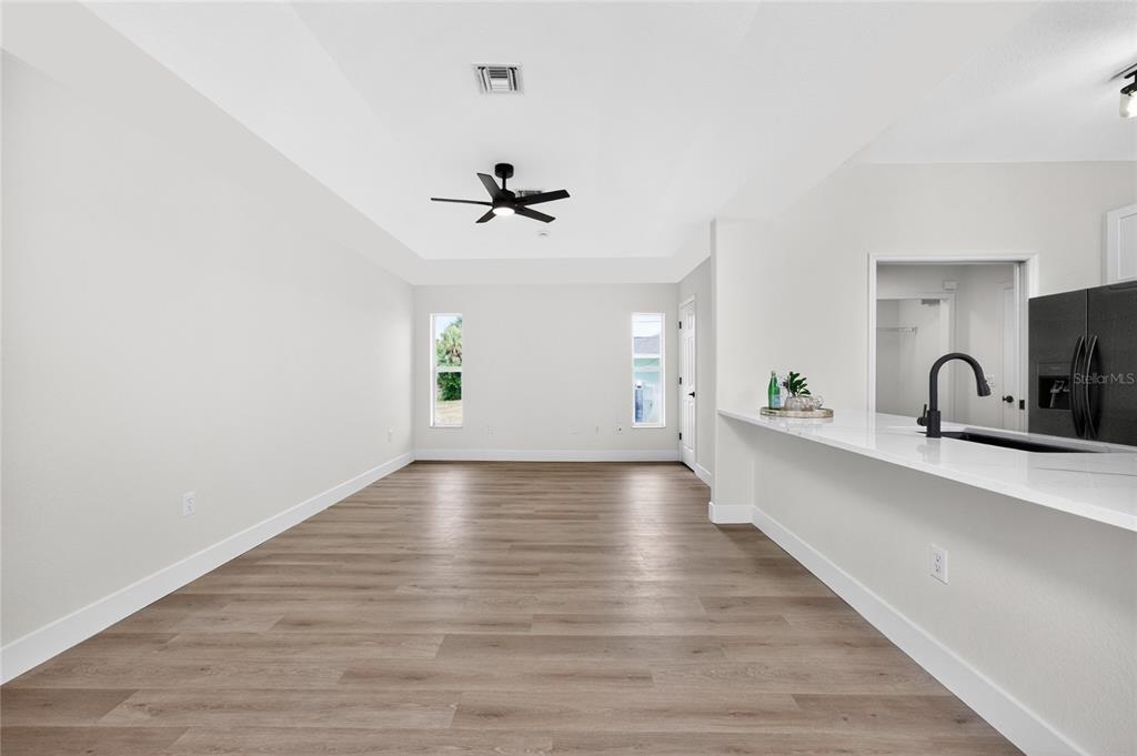 264 Periwinkle Road Venice, FL 34293 - Photo 23 of 56