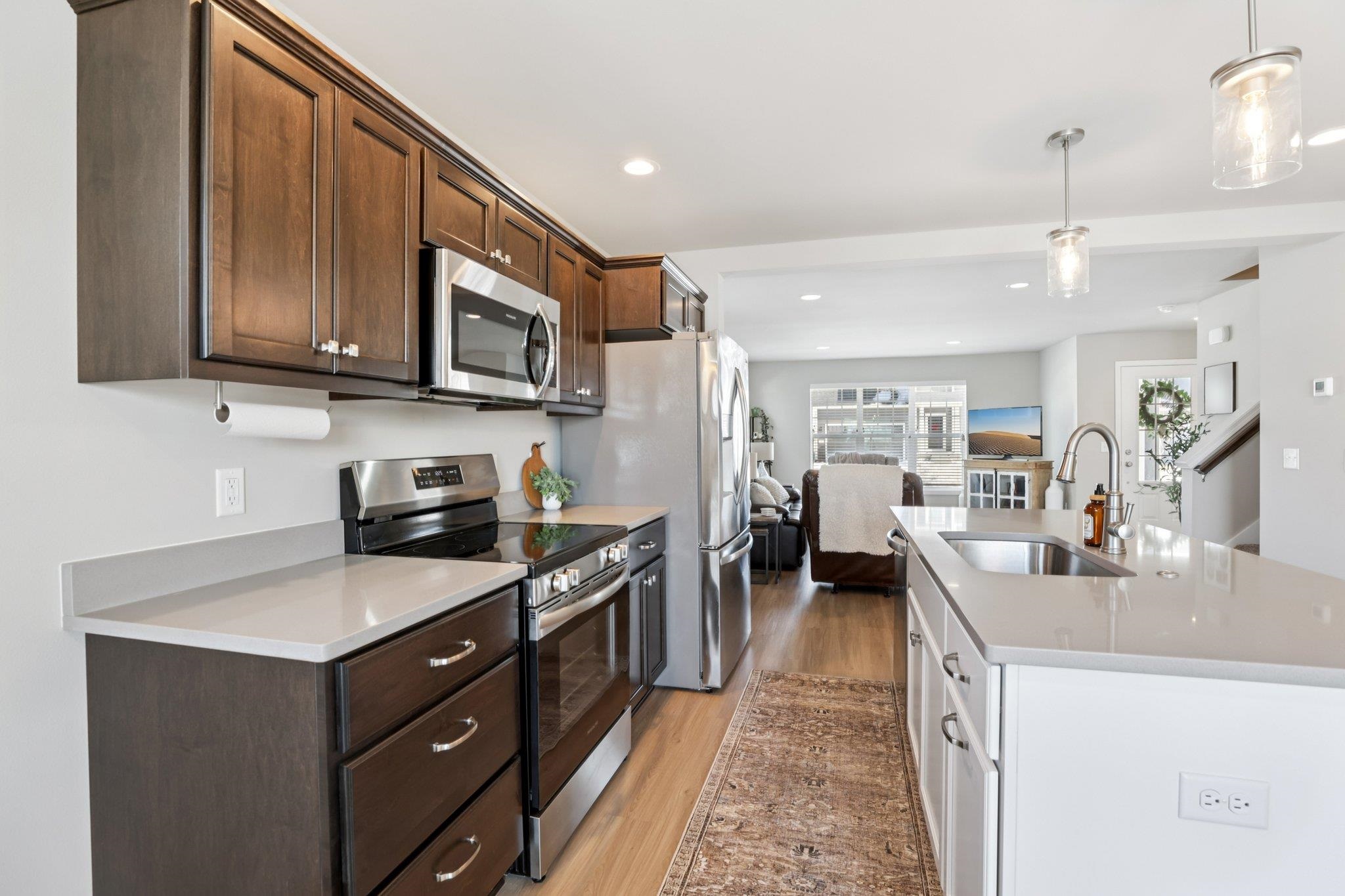 432 Crusader Waunakee, WI 53597 - Photo 11 of 39