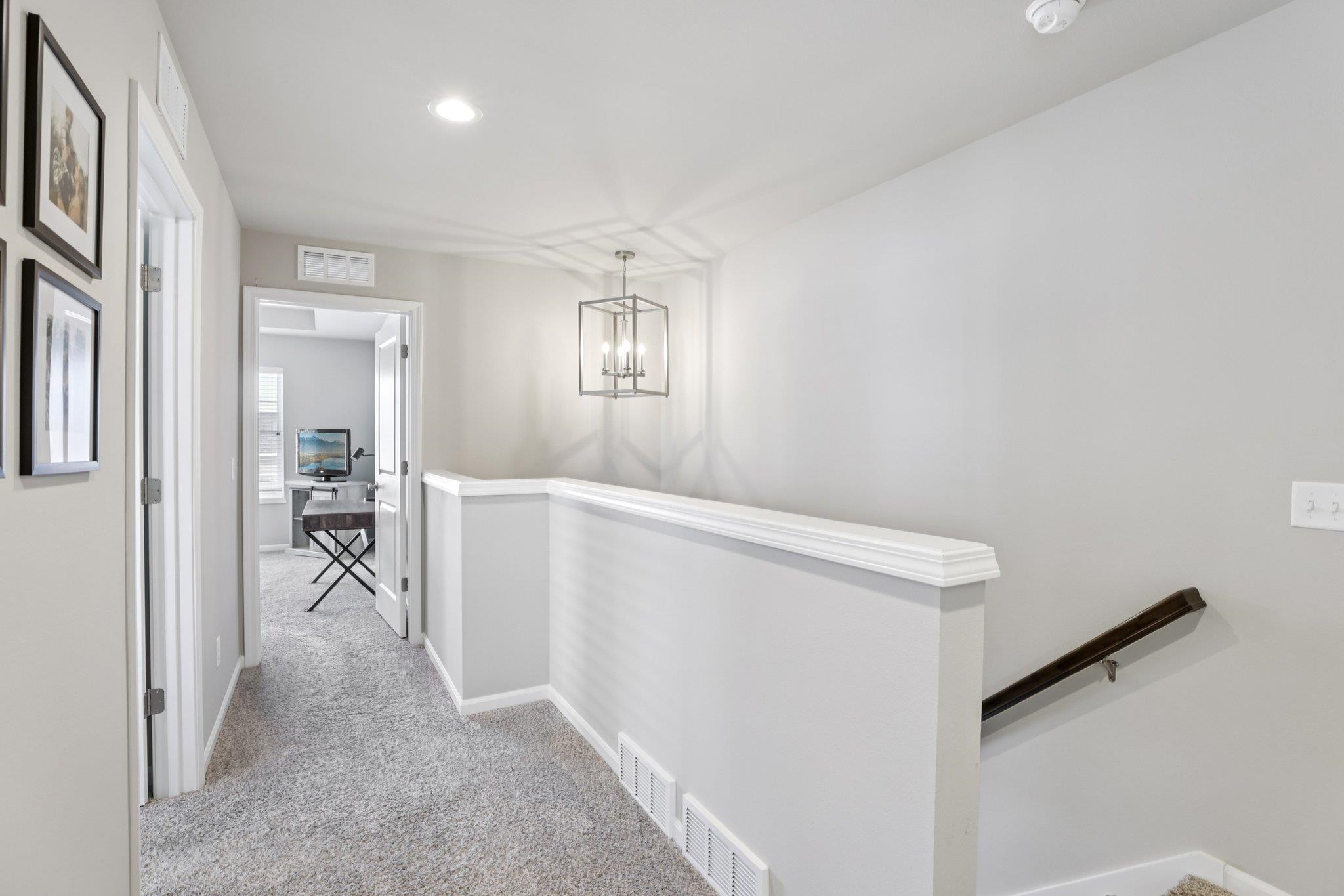 432 Crusader Waunakee, WI 53597 - Photo 21 of 39