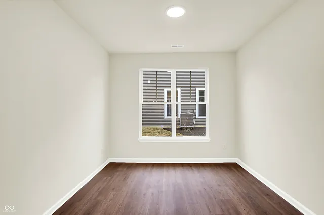 $267,079 | 1609 Clover Xing Drive, Greenfield, IN 46140