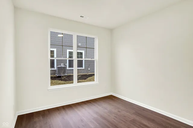 $267,079 | 1609 Clover Xing Drive, Greenfield, IN 46140