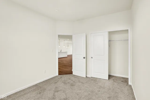 $267,079 | 1609 Clover Xing Drive, Greenfield, IN 46140