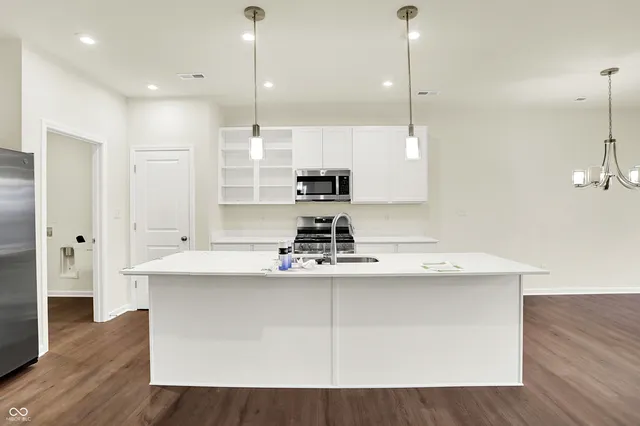 $267,079 | 1609 Clover Xing Drive, Greenfield, IN 46140