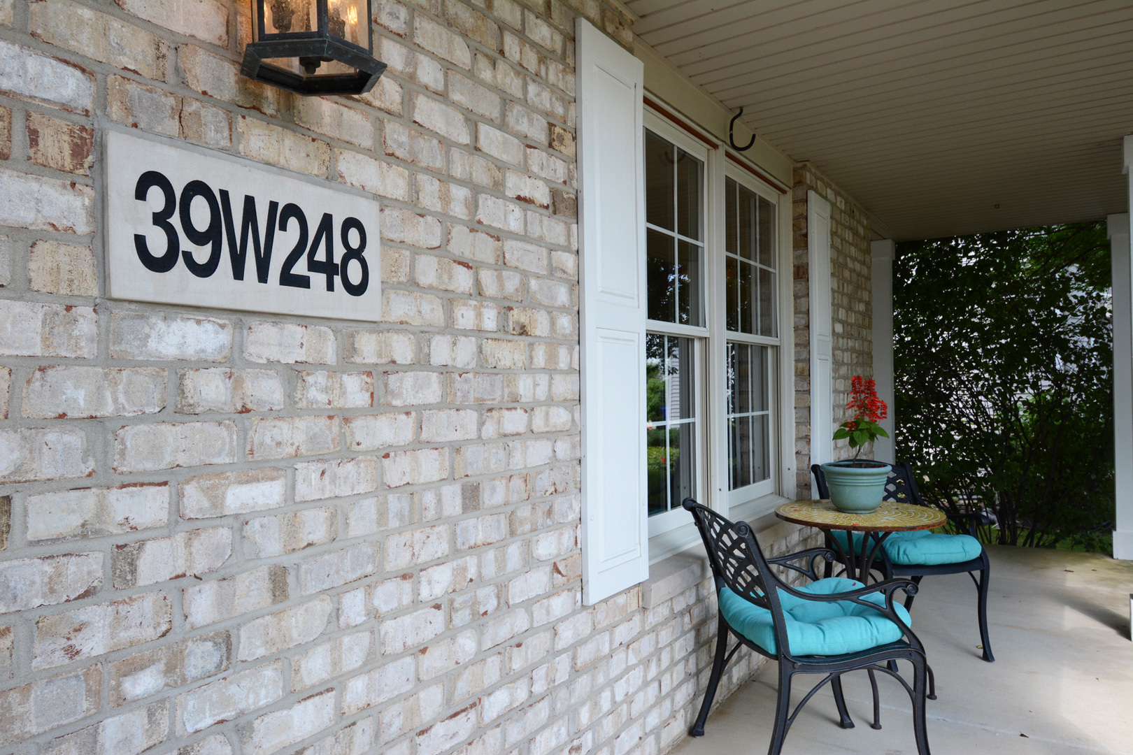 39W248 Bartelt Road Geneva, IL 60134 - Photo 4 of 36