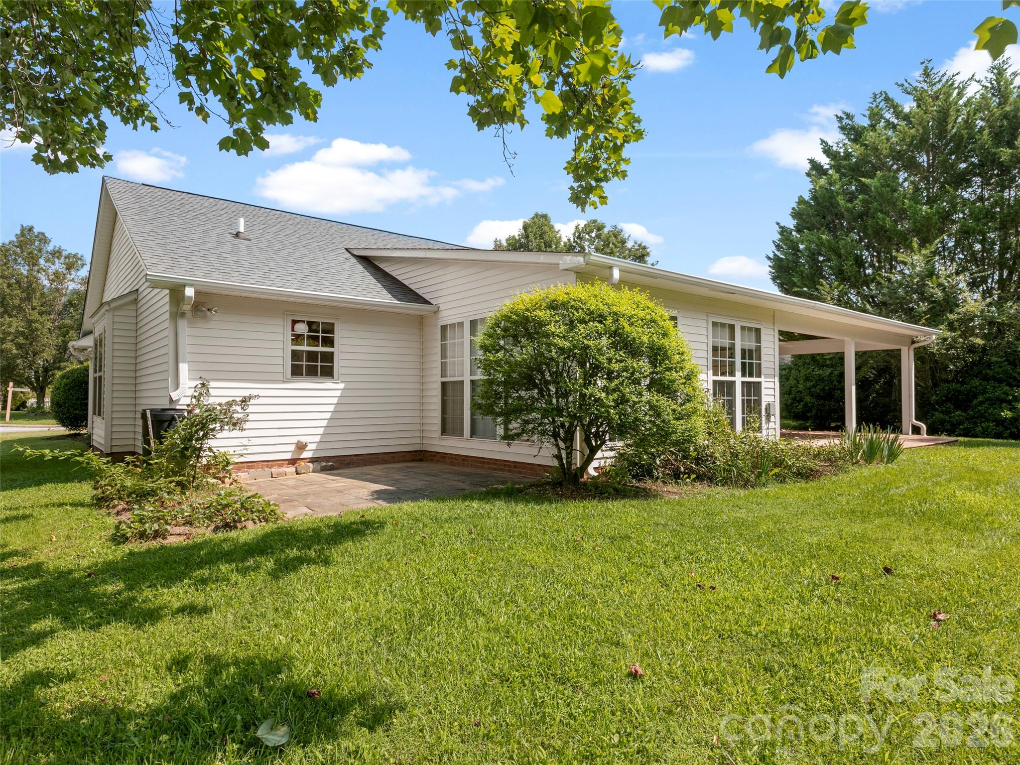 54 English Oak Road Fletcher, NC 28732 - Photo 23 of 25 Gallery Image 23