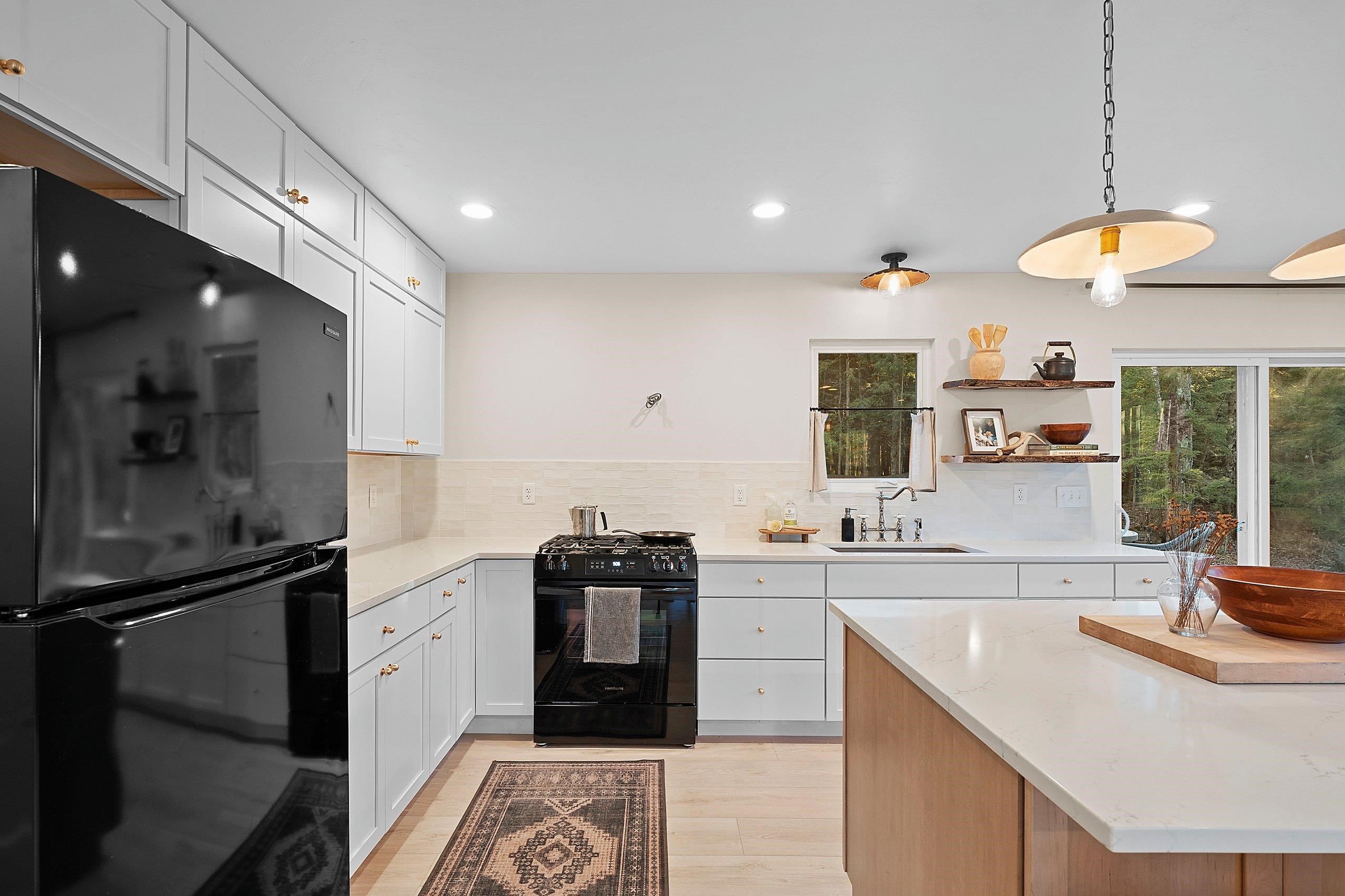 N8658 Maple Beach Road Wausaukee, WI 54177 - Photo 11 of 38