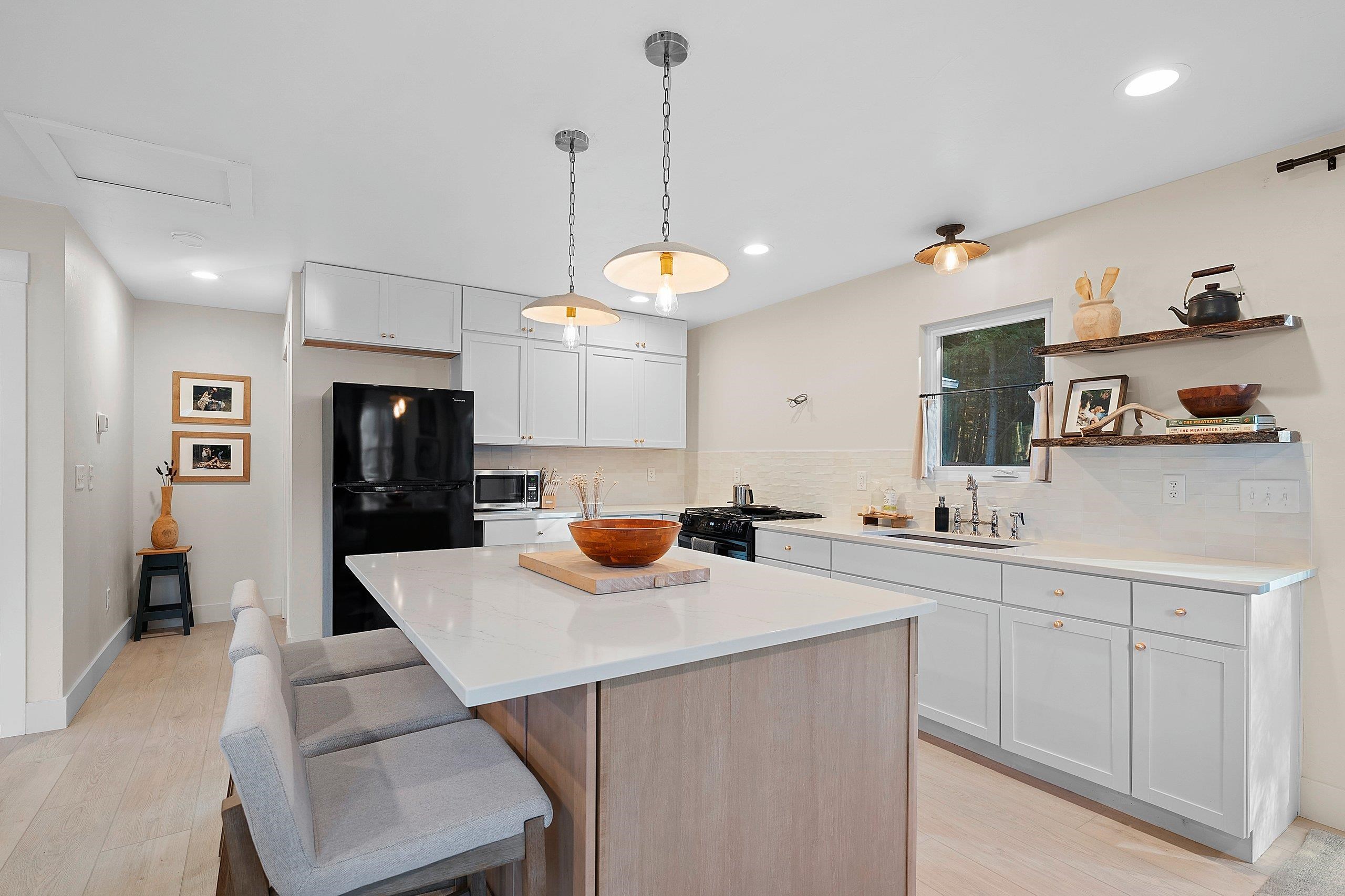 N8658 Maple Beach Road Wausaukee, WI 54177 - Photo 9 of 38