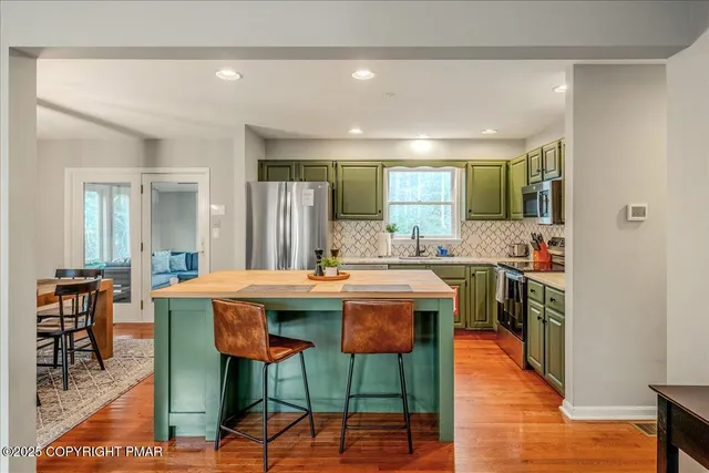 $355,000 | 5268 Apache Trail, Tobyhanna, PA 18466