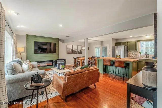 $355,000 | 5268 Apache Trail, Tobyhanna, PA 18466