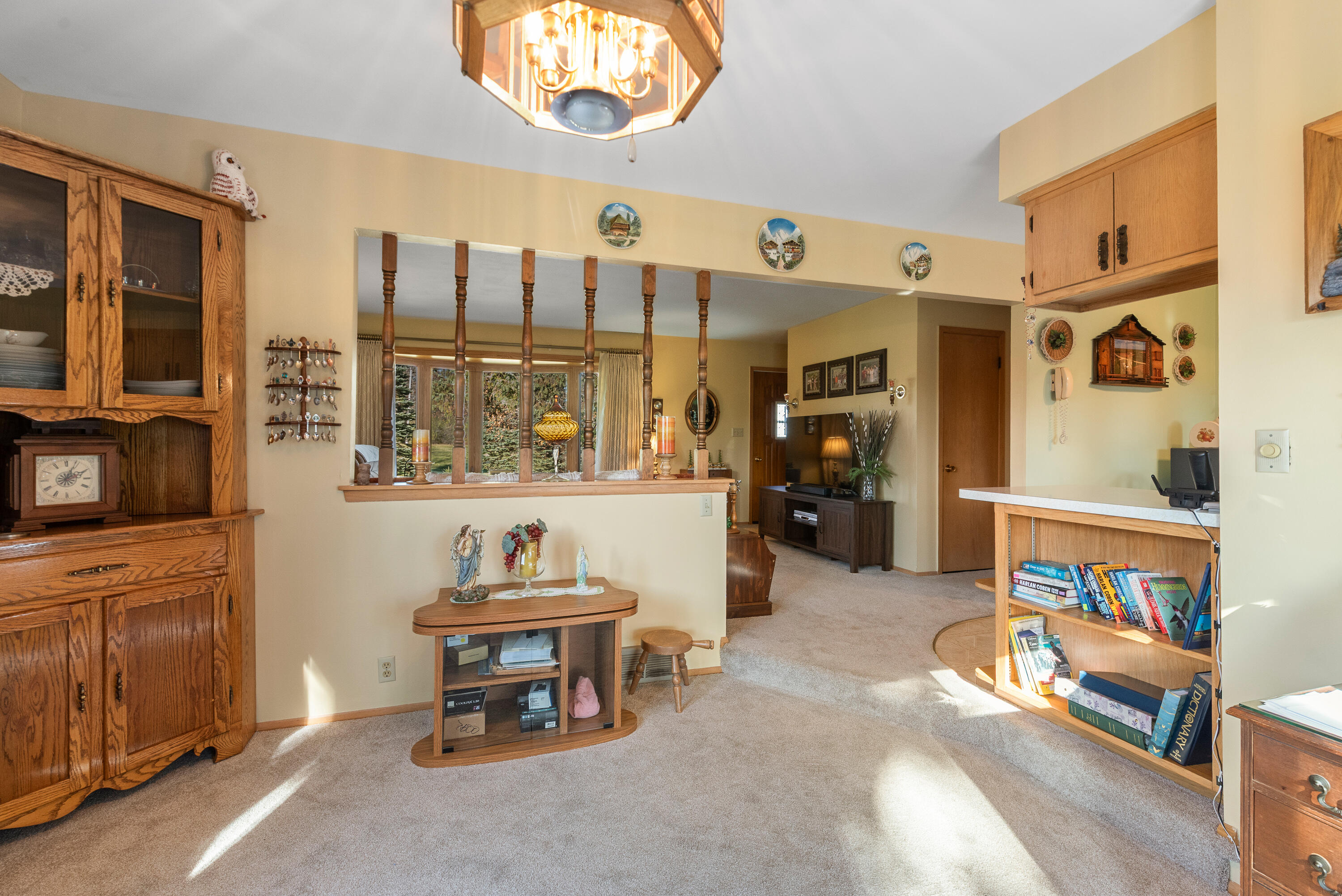 25919 Durand Avenue Dover, WI 53139 - Photo 11 of 32 Family Room