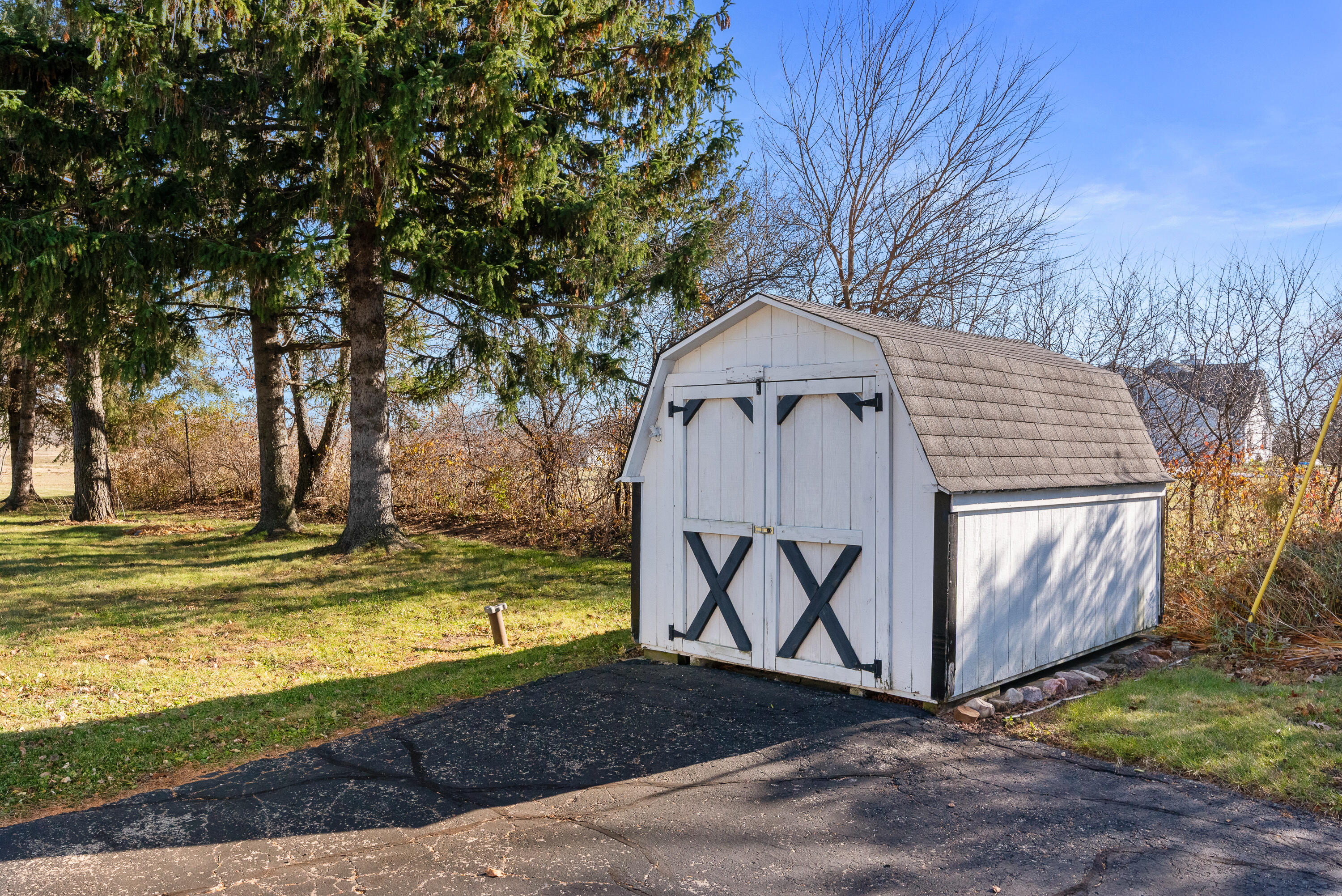 25919 Durand Avenue Dover, WI 53139 - Photo 29 of 32 Outdorr Shed