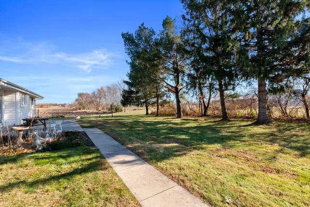 $359,000 | 25919 Durand Avenue, Dover, WI 53139