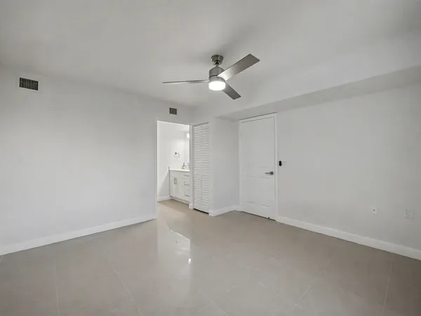 $2,150 | 3501 Village Boulevard, Unit 104, West Palm Beach, FL 33409