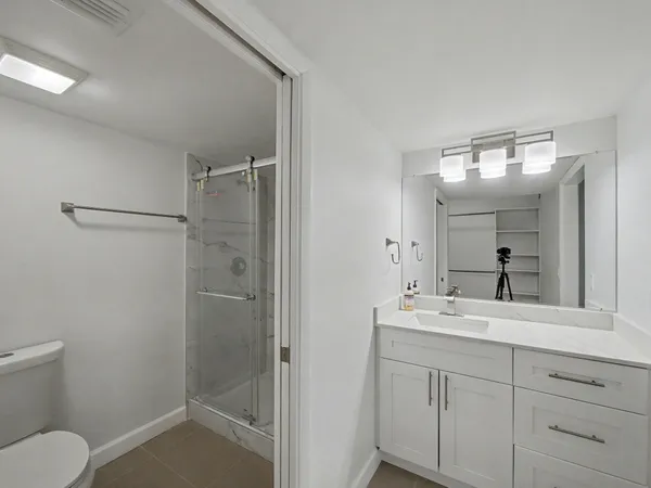 $2,150 | 3501 Village Boulevard, Unit 104, West Palm Beach, FL 33409