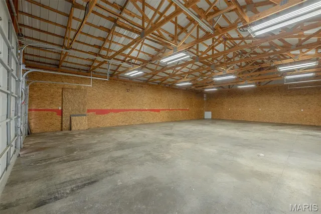 $389,900 | 110 Schupmann Drive, Troy, MO 63379