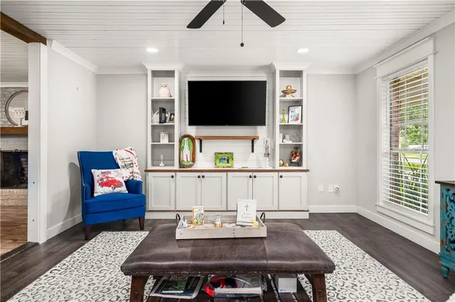 $299,000 | 400 Parkway Drive, Natchitoches, LA 71457