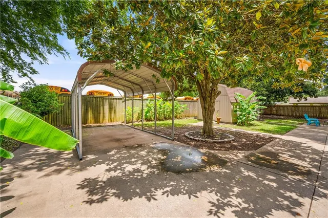 $299,000 | 400 Parkway Drive, Natchitoches, LA 71457