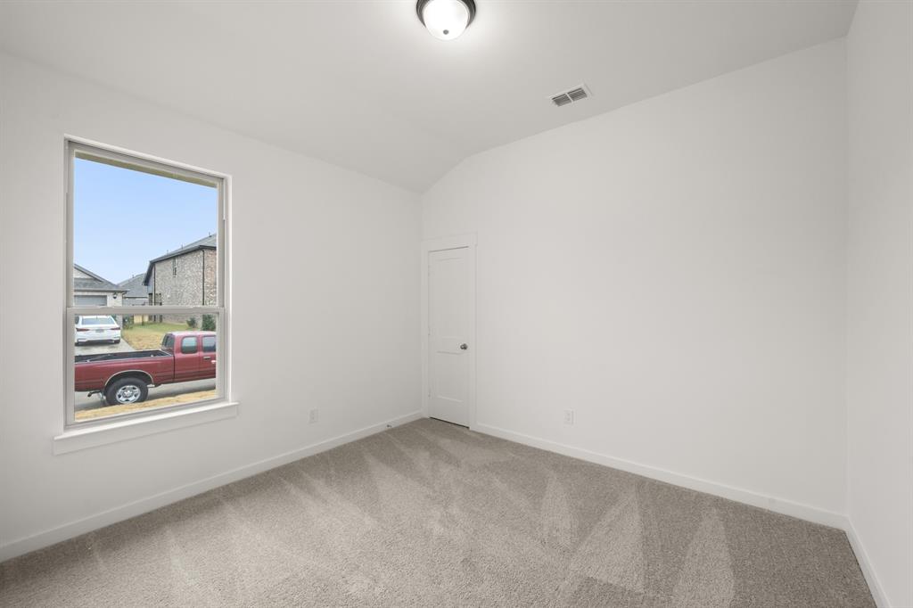 7502 Foxglove Way Venus, TX 76084 - Photo 19 of 27 7502 Foxglove- Bedroom-2