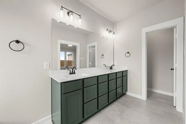 $444,990 | 7502 Foxglove Way, Venus, TX 76084