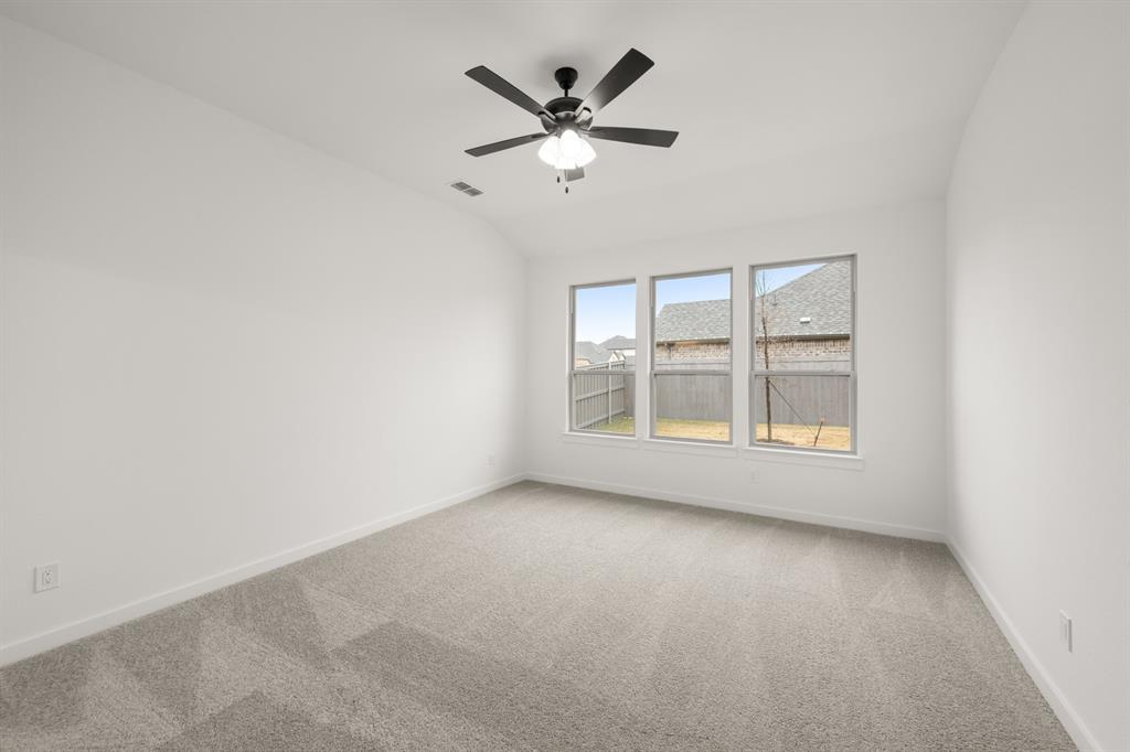 7502 Foxglove Way Venus, TX 76084 - Photo 23 of 27 7502 Foxglove- Primary Suite (1)