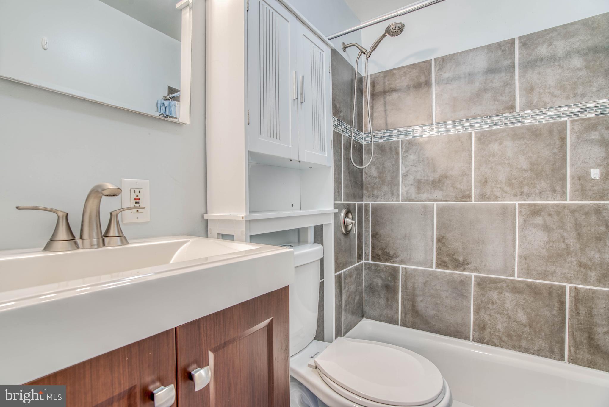 1602 Searles Road Baltimore, MD 21222 - Photo 33 of 49 Updated full bath.