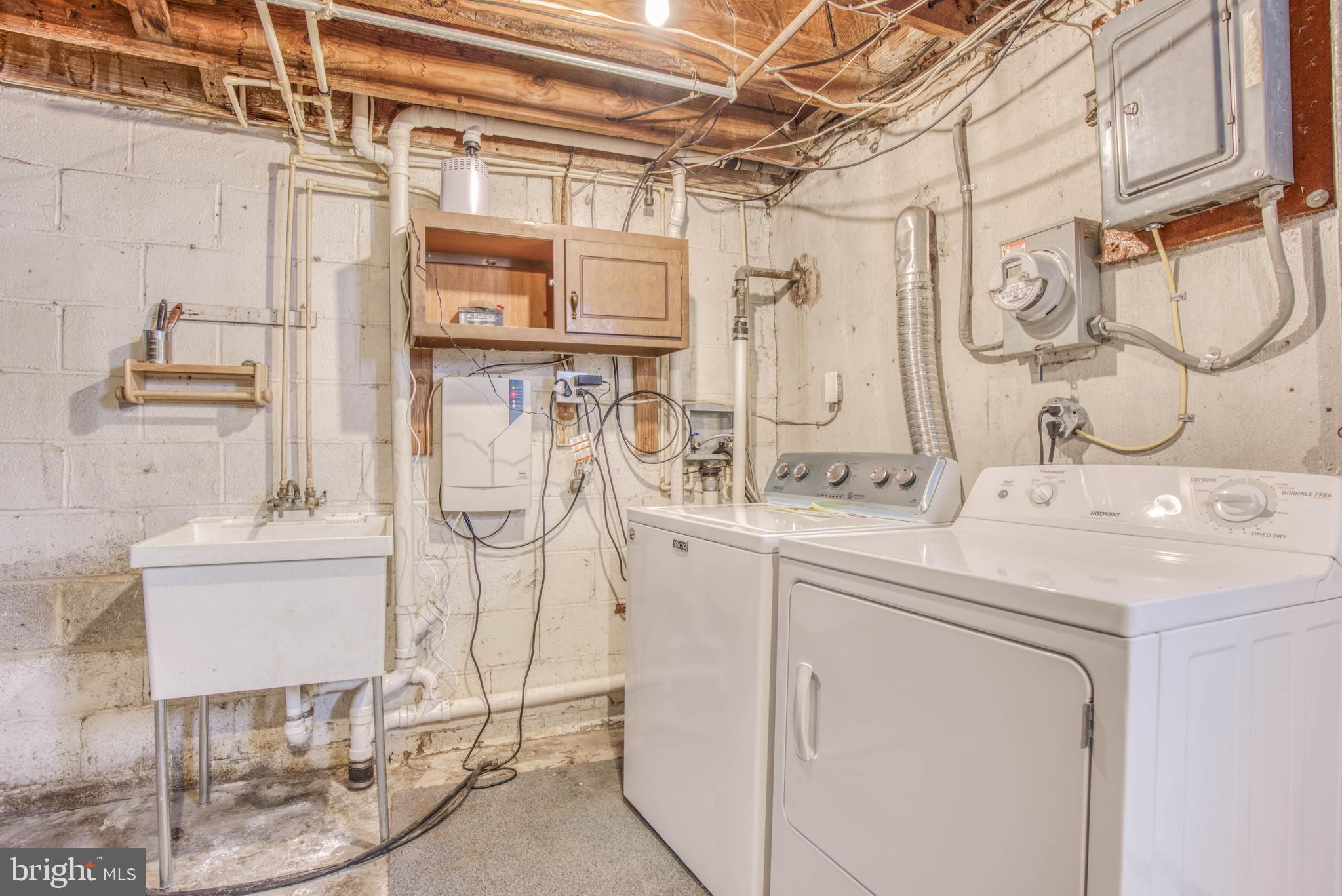 1602 Searles Road Baltimore, MD 21222 - Photo 37 of 49 Lower level laundry area.