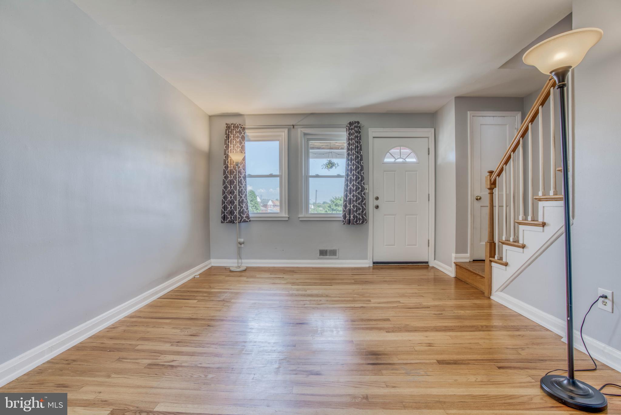 1602 Searles Road Baltimore, MD 21222 - Photo 8 of 49 Your living room.