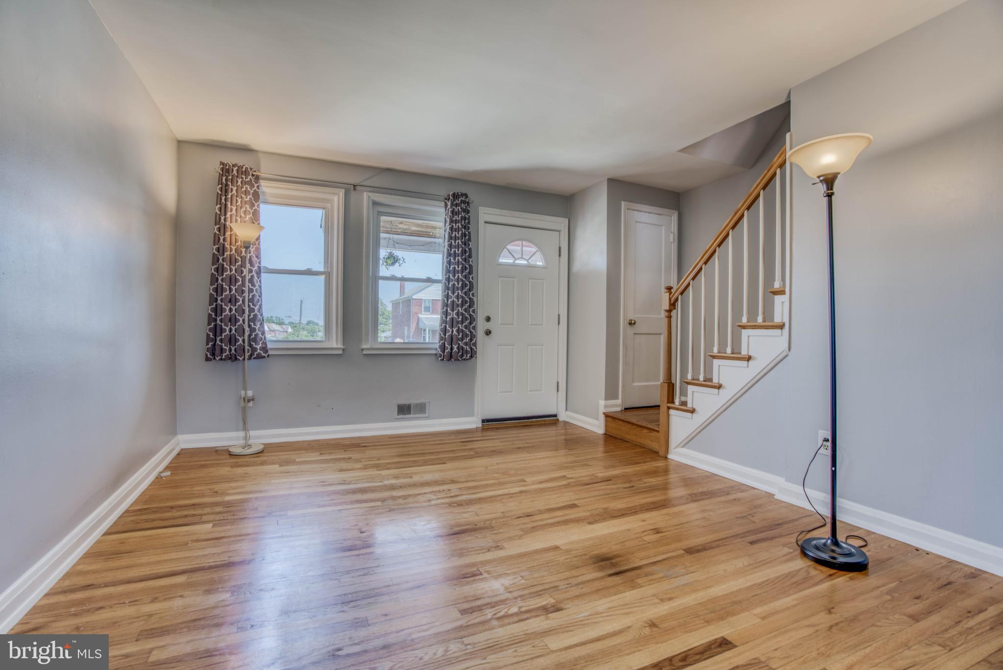 1602 Searles Road Baltimore, MD 21222 - Photo 9 of 49 Living room.