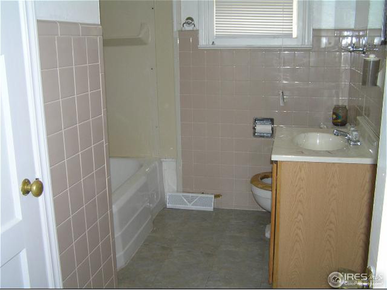 2212 10th Street Road Greeley, CO 80631 - Photo 6 of 7 Gallery Image 6