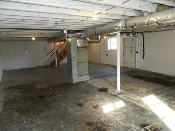 a view of empty room