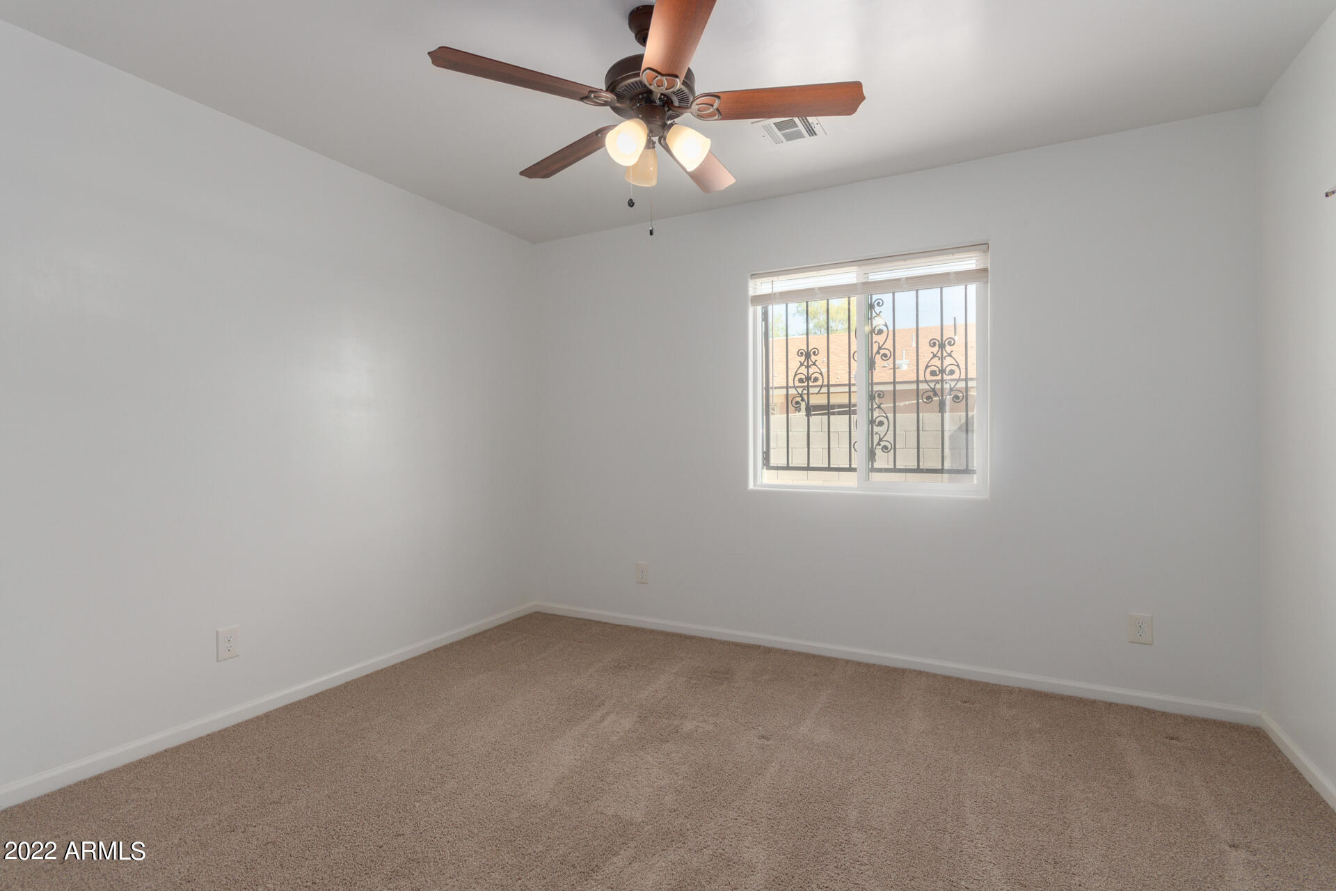 3144 East Chipman Road Phoenix, AZ 85040 - Photo 18 of 44 29 - Chipman