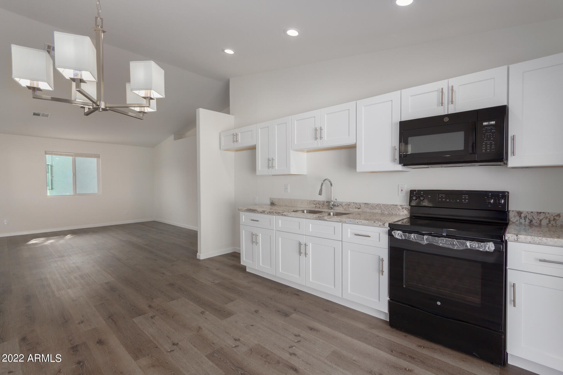 3144 East Chipman Road Phoenix, AZ 85040 - Photo 24 of 44 17 - Chipman