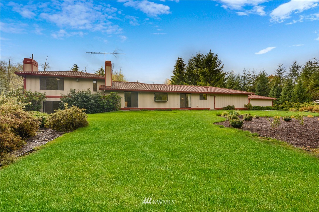 22238 Peter Grubb Road Southeast Renton, WA 98058 - Photo 18 of 21 Gallery Image 18