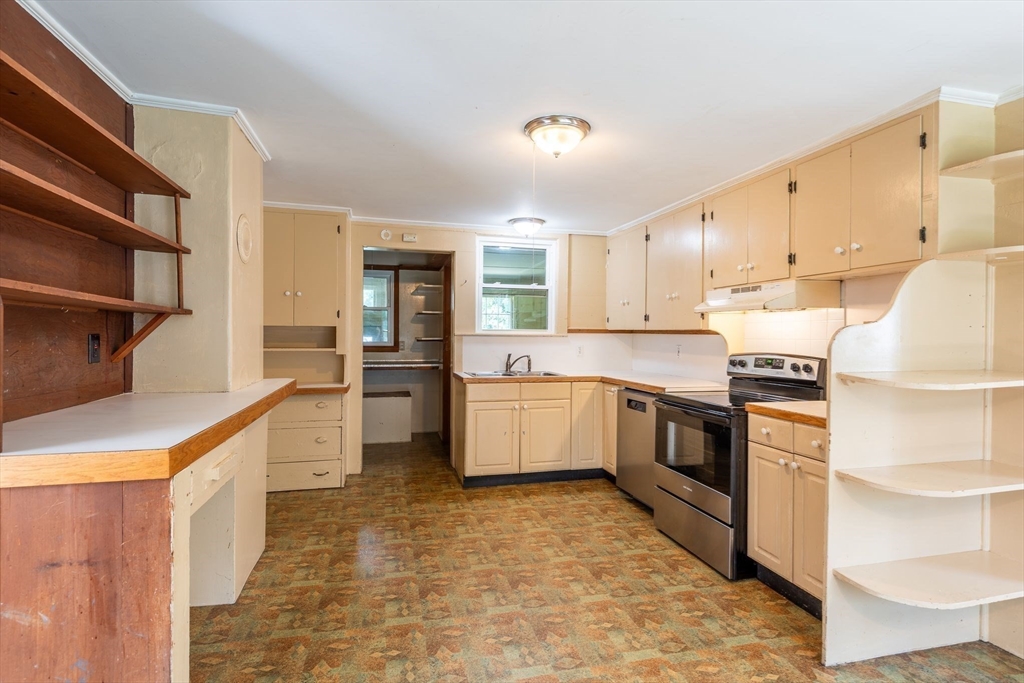 177 Montague Road Amherst, MA 01002 - Photo 10 of 31