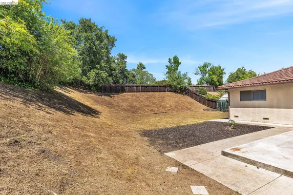 $799,000 | 1011 Morello Avenue, Martinez, CA 94553